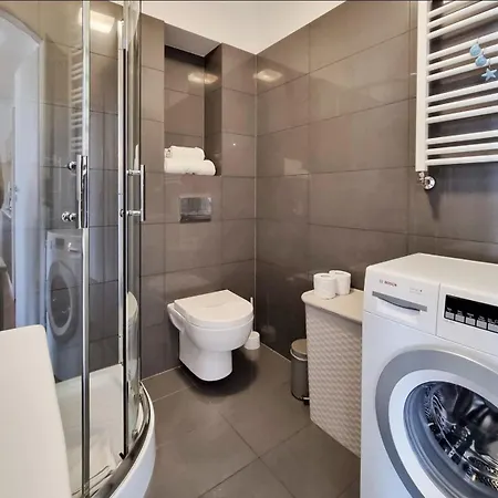 Visit Baltic - Kwartal Rozy Wiatrow Lawendowy Z Sypialnia I Balkonem *