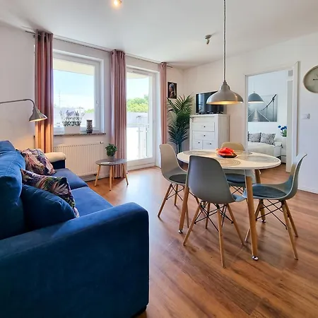 Apartmán Visit Baltic - Kwartal Rozy Wiatrow Lawendowy Z Sypialnia I Balkonem