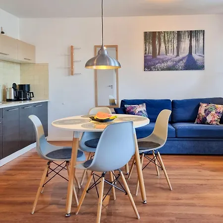 Apartmán Visit Baltic - Kwartal Rozy Wiatrow Lawendowy Z Sypialnia I Balkonem